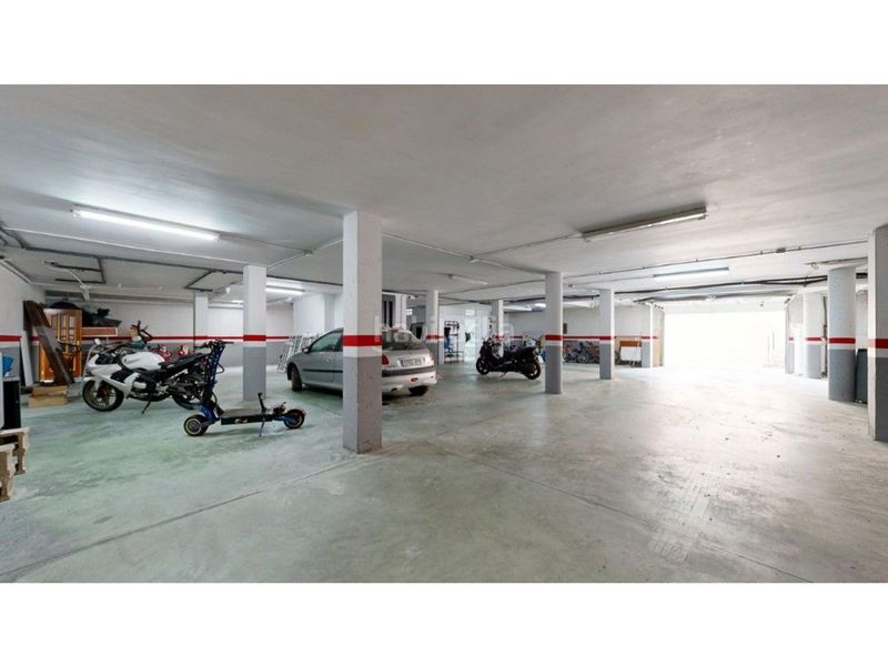 Foto bbb6c8e1-5689-4104-b063-2c06d84e9293. Chalet  4 habitaciones 1 estancias 103011658 en Eliana (l´)