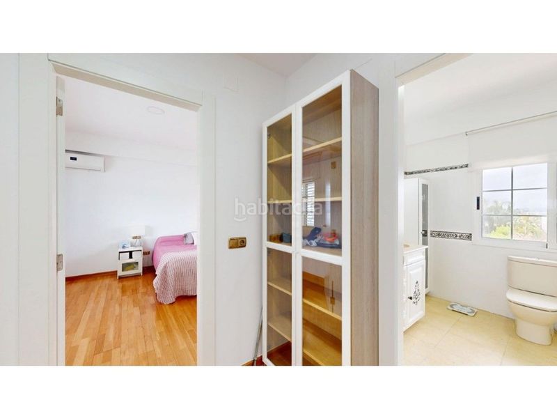 Foto ee295f8b-c788-4fee-b616-36f43744467d. Chalet  4 habitaciones 1 estancias 103011658 en Eliana (l´)