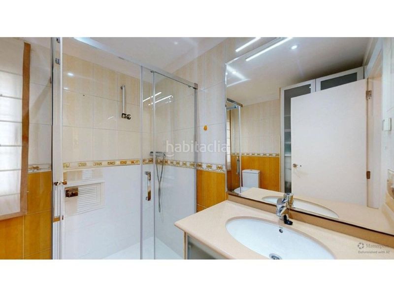 Foto f1e92e1e-cf4e-462b-88f3-c5d338a9024c. Chalet  4 habitaciones 1 estancias 103011658 en Eliana (l´)