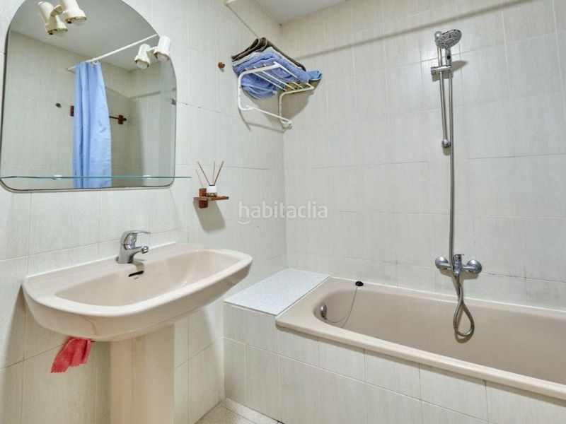Foto 4c9021aa-b428-4ec9-a848-0e0e0f325389. Pis a Centro - Muelle Pesquero Torrevieja