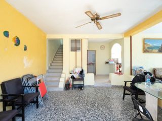 Casale  Poligono poligono 10 86. Amplia villa en corbera luz, naturaleza y conexión con alzira y