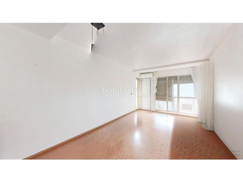 Foto e420f9d3-d19d-41f4-ae01-8c941273f35b. Pis a Aiora Valencia