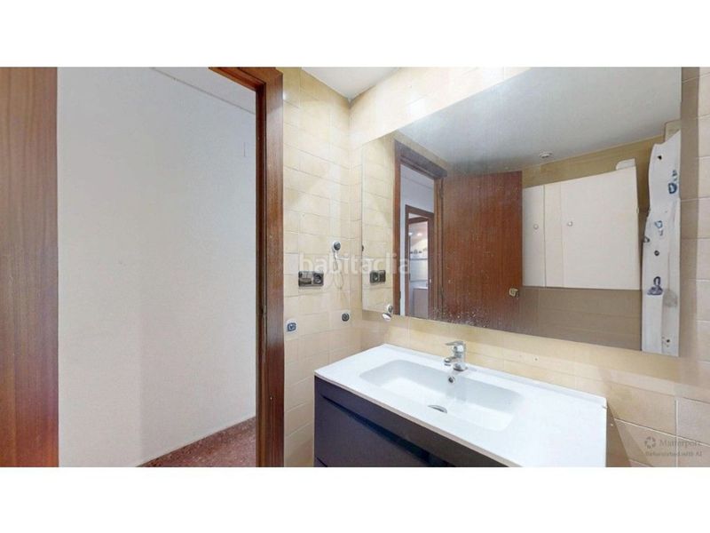 Foto ebd8ce21-21cf-4861-bab5-3d6f2fb3cee1. Pis a Aiora Valencia