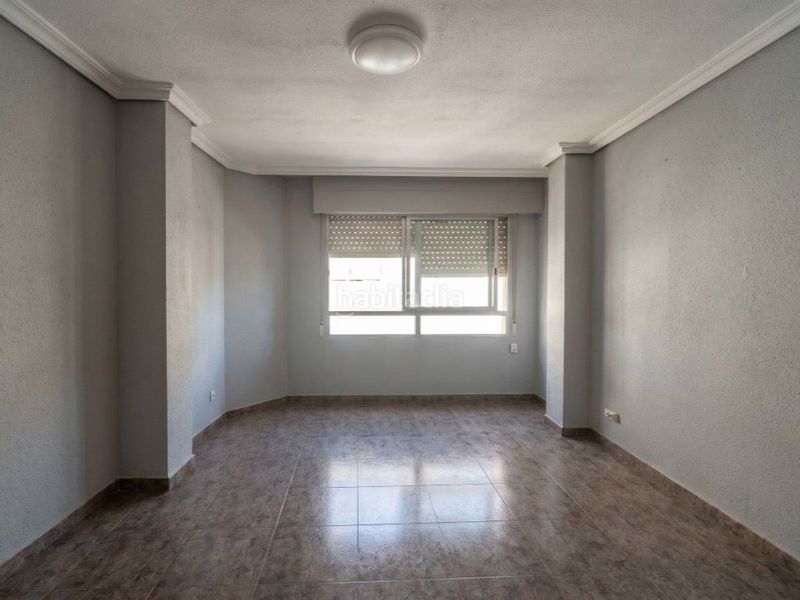 Foto cca9bf82-429a-4979-95f5-51a84cb0ea24. Piso  3 habitaciones 103011699 en Tavernes de la Valldigna
