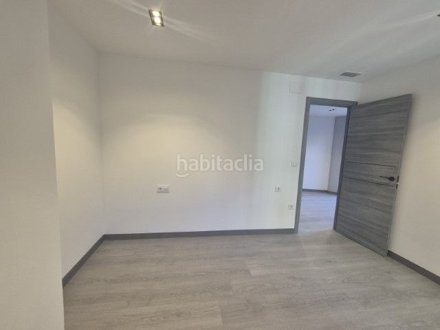 Foto 5443852a-7a43-4260-acd6-c48ac7bf11c6. Pis amb calefacció a Torrero Zaragoza