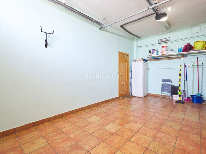 Foto f394ed64-e46a-45e8-9ce4-021587dab7a2. Casa amb calefacció aparcament piscina a Miralbueno Zaragoza
