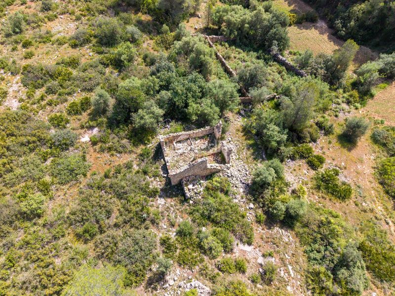 Foto 696abebb-aa1c-4bb0-88df-acac5ae9ec32. Masia a Enguera