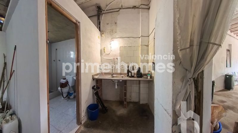 Foto 41d33015-f1a1-4c59-b7e4-d19a8637c766. Casa a El Castellar i l'Oliverar Valencia