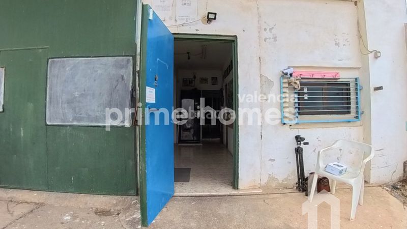 Foto 5cddc9c6-7062-443d-b73e-9ffa5dd72464. Casa a El Castellar i l'Oliverar Valencia