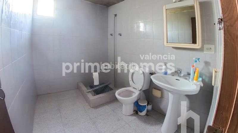 Foto 6e6c5fef-a1a9-49ef-a1e3-9e362322b0a3. Casa a El Castellar i l'Oliverar Valencia
