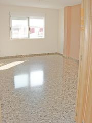 Lloguer Pis  Calle manuel dualde. V2026037