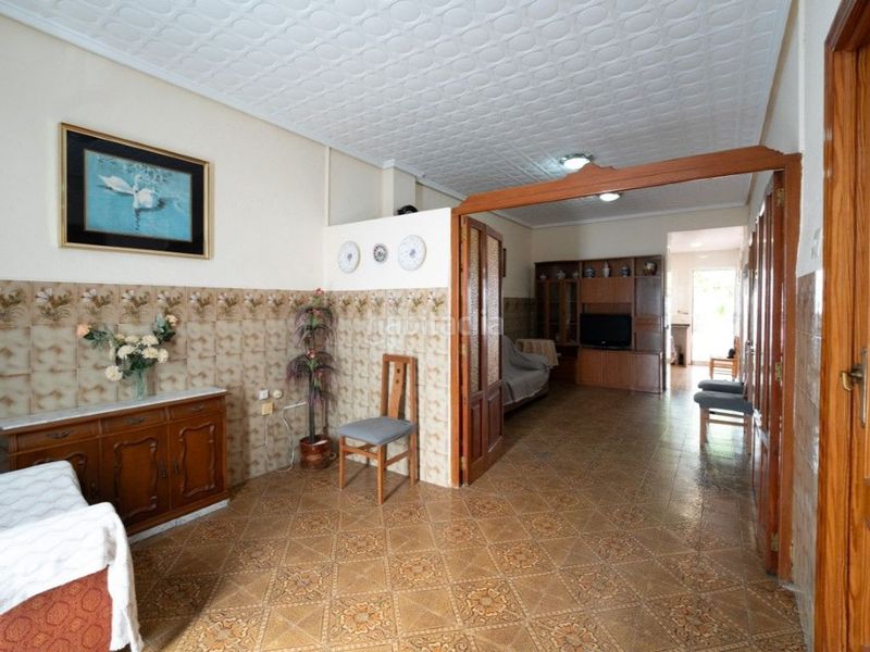 Foto 1df952e9-69af-46e9-946a-865e2c1c3abc. Casa a Moncada