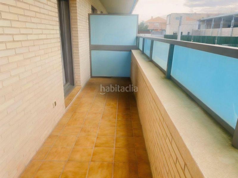 Foto d4767999-99ca-4f36-bb9d-e83c6b7287ef. Pis amb calefacció aparcament piscina a Cuarte de Huerva