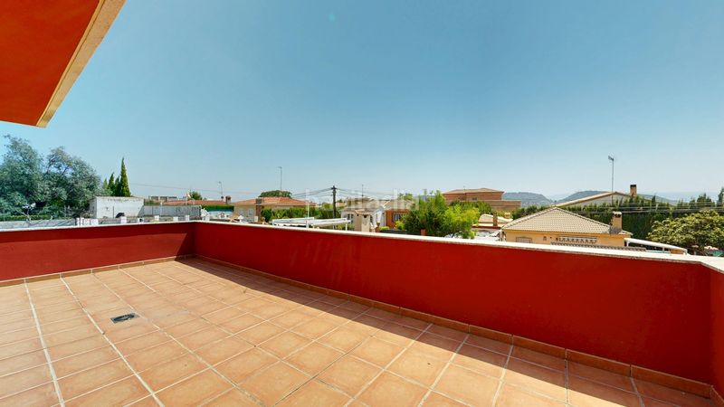 Foto 1823f893-15df-4940-84cd-d1138e0c5049. Xalet amb calefacció piscina a Monserrat