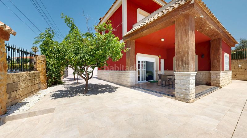 Foto 2b642f80-4624-4cdf-8538-2b86fca2b27f. Xalet amb calefacció piscina a Monserrat