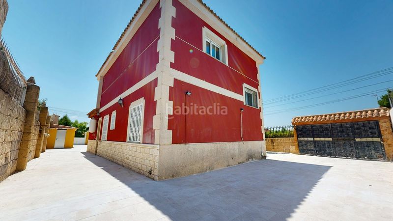 Foto fc6362ed-1bb2-449b-a0af-020c09840e59. Xalet amb calefacció piscina a Monserrat