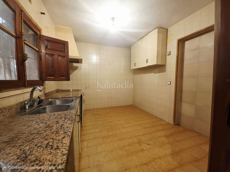 Foto 44adc39c-484a-4262-8974-01ab3b392eb7. Xalet amb aparcament a Chulilla