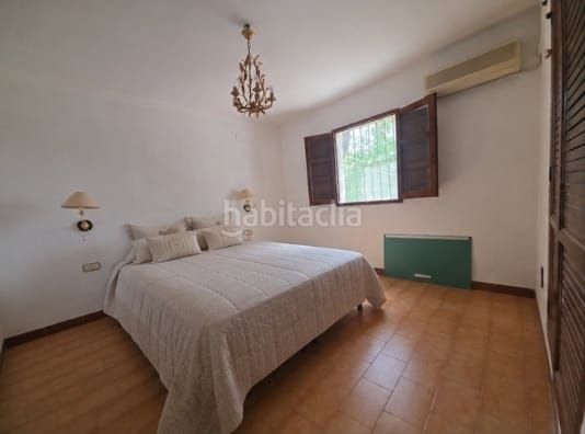 Foto e90c3907-f4b5-479c-8e47-72412838bd2f. Xalet amb aparcament a Chulilla