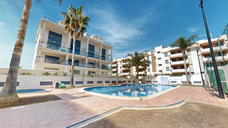 Foto f5e9c11a-d44a-4821-9a84-611a56428974. Pis amb piscina a Almenara