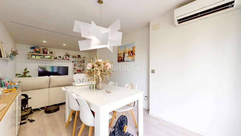 Foto 60952a7d-10b9-4888-8bdd-fa83199c7347. Pis a La Raïosa Valencia
