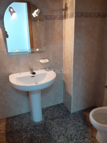 Foto 36e2e4a9-3e76-4256-897f-3a99dfd4f761. Edificio  en Alquenència - Venècia Alzira