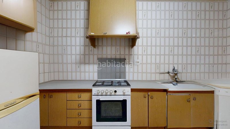 Foto 6fa1f00a-ff0b-4439-a97a-06ece85d3c09. Casa amb aparcament a Llutxent