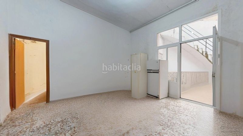 Foto 7a2481eb-7704-4c31-a069-761fb6ef5059. Casa amb aparcament a Llutxent