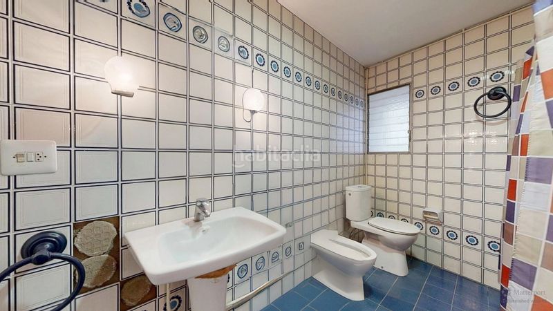 Foto 81cf8042-aefb-48d9-b12d-ff27c510e538. Casa amb aparcament a Llutxent