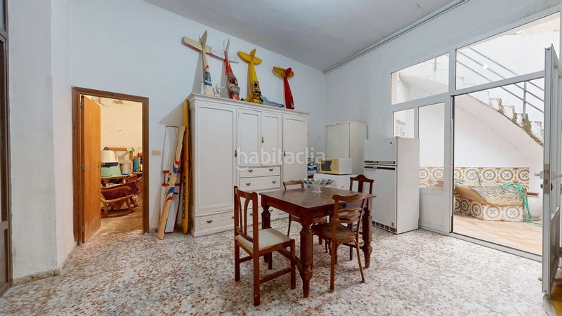 Foto 8c75c2f8-fe97-47a2-85a9-8b6edce56a78. Casa amb aparcament a Llutxent