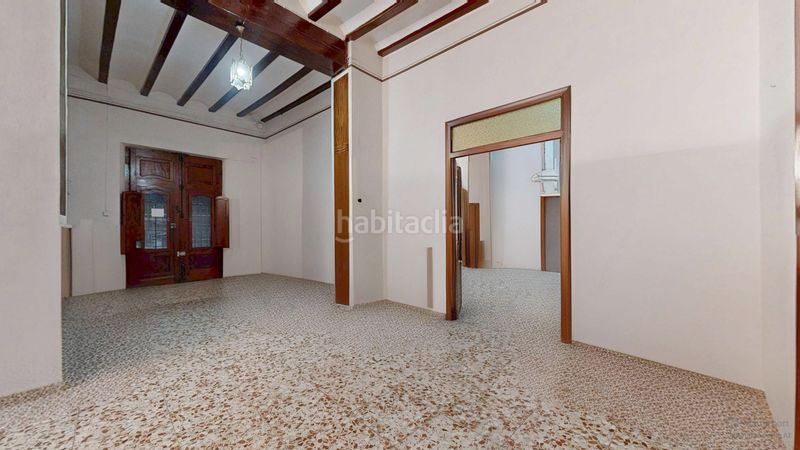 Foto c57ae547-6979-4347-8440-f185c7486644. Casa amb aparcament a Llutxent