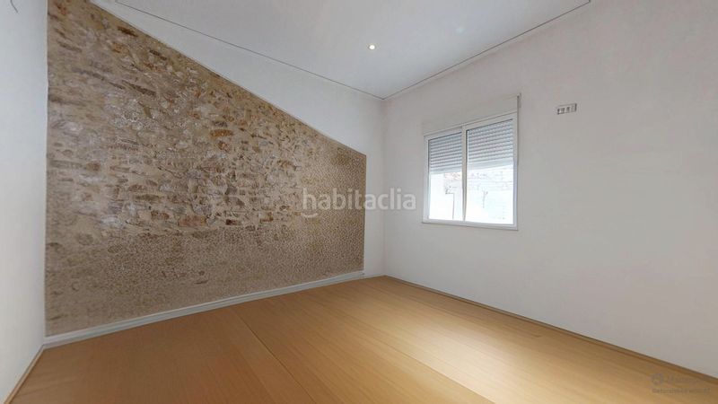 Foto d92da11f-27f4-4075-b433-fd2d63fad641. Casa amb aparcament a Llutxent