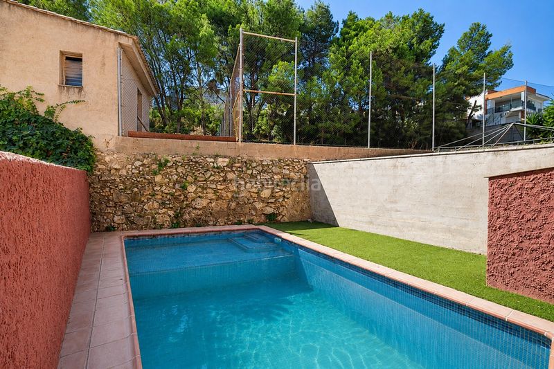 Foto bba4e7d7-b86e-43cf-9e6c-3730ca611088. Xalet amb piscina a Sierra Perenchiza-Cumbres de Calicanto-Sto Domingo Chiva