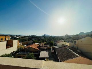 Casa a schiera in Helechosa de los Montes. Adosado en orihuela