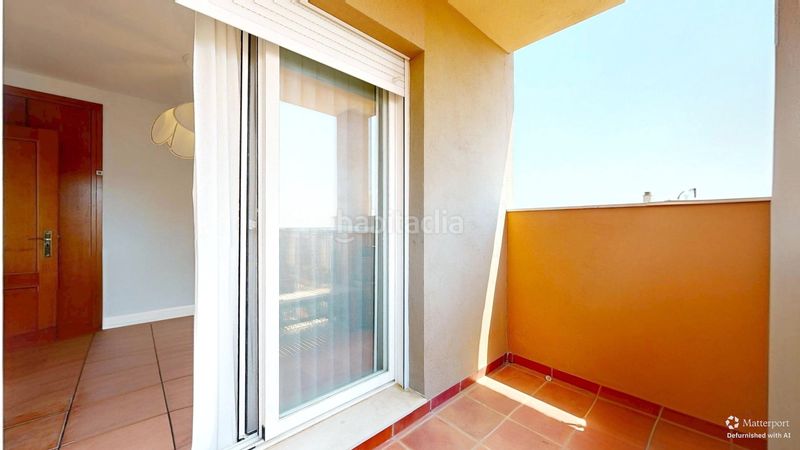 Foto 03dd0076-4750-4ea5-92fa-b7945c189bf5. Dúplex amb calefacció aparcament piscina a Massarojos Valencia