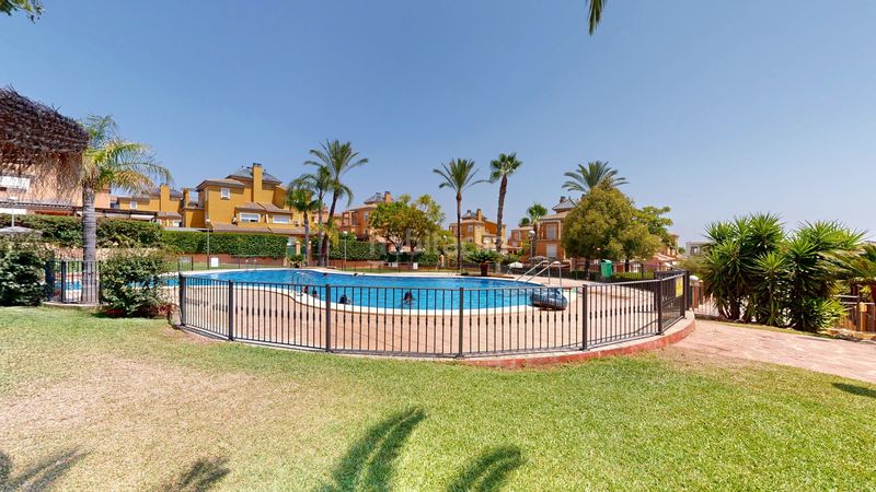 Foto 10f9c32c-89a6-4aa4-9c16-6d2ba84c8828. Dúplex amb calefacció aparcament piscina a Massarojos Valencia