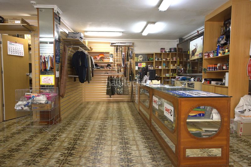 Foto 248ba390-1447-4385-a29f-56ceee8d8f05. Local comercial a Moncada