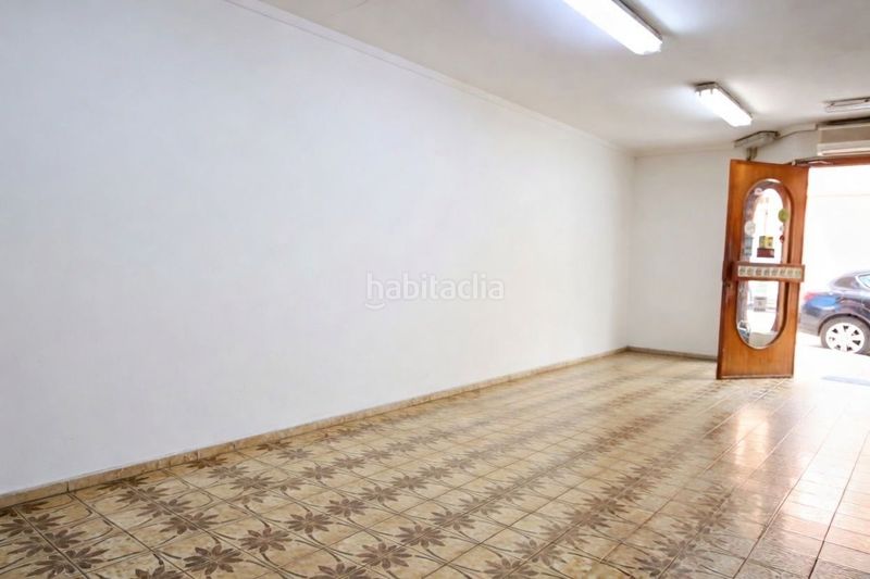 Foto 8c0262b7-f4e0-4a3a-8ee4-b51479d5fa09. Local comercial a Moncada