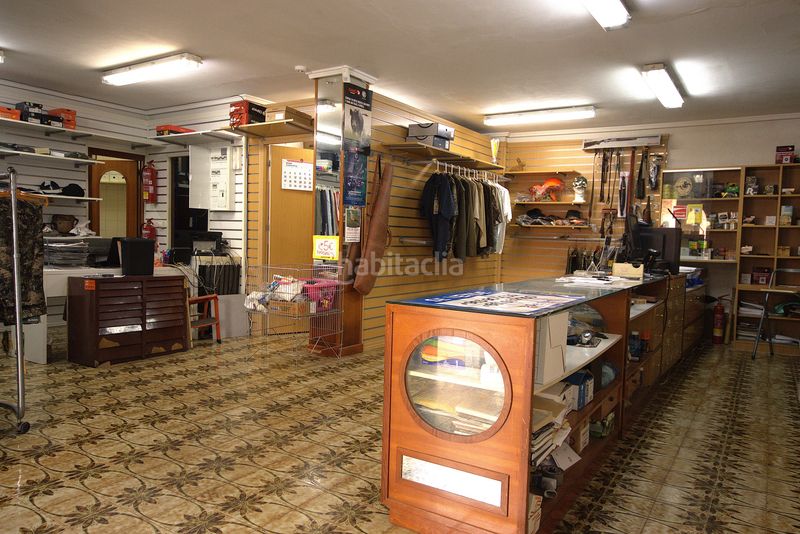 Foto b483dc55-f064-4fb3-b303-c90e323b841f. Local comercial a Moncada