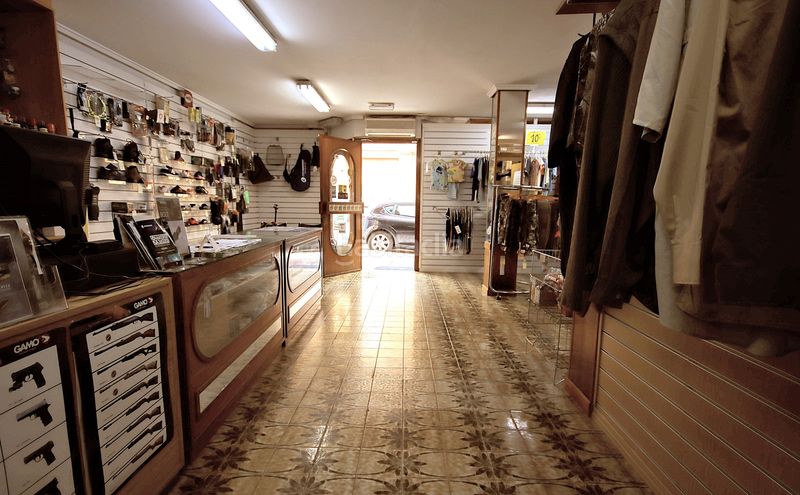 Foto c0732331-1ce7-421e-9658-850335b79f39. Local comercial a Moncada