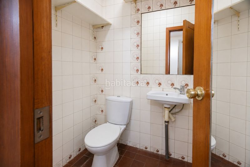 Foto e7316663-3993-4242-ac80-1409082440d2. Local comercial a Moncada