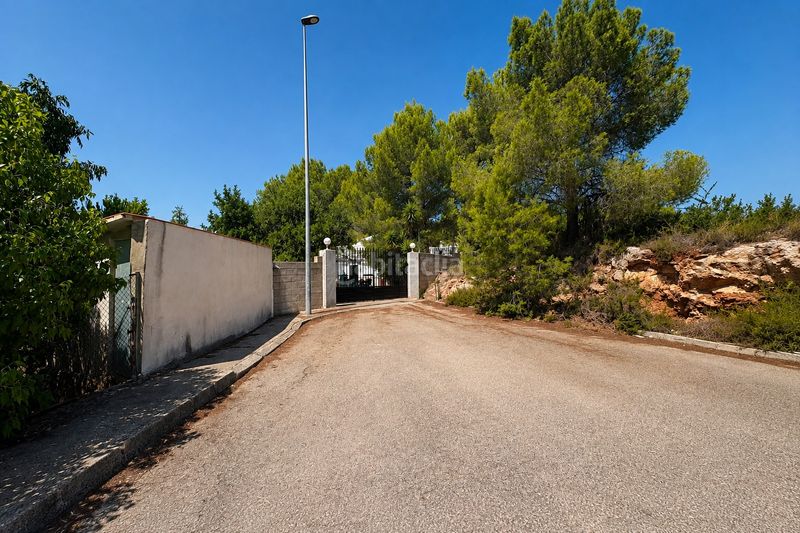 Foto dfbf765b-ec5c-4d07-bc9f-657ffac5756c. Xalet amb aparcament piscina a Alberic