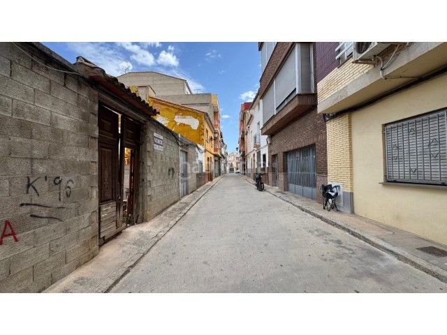 Foto 8e8d3861-8ef0-43cb-94f5-40538007e657. Terreny residencial a Enguera