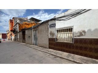 Wohngrundstück  Calle santo tomás. Parcela en enguera