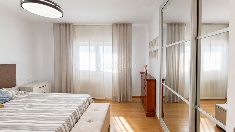 Foto b498a980-1731-4e0f-90fb-e7de3d3c2573. Pis amb calefacció aparcament a Sant Pau Valencia