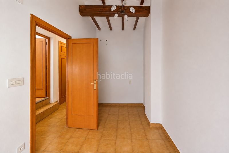 Foto d2c0c6a9-28c8-4a96-8ec6-c32c3fd4eace. Casa a Oliva pueblo Oliva