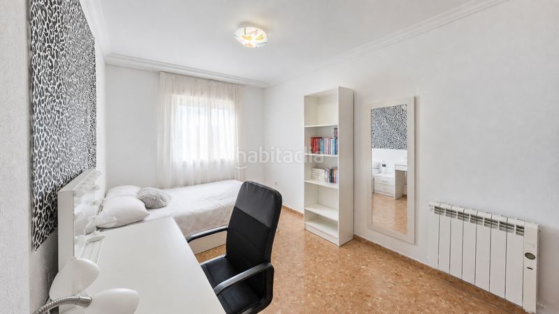 Foto b959779d-ade0-474f-a52b-74d867f4116a. Flat with heating in Cheste