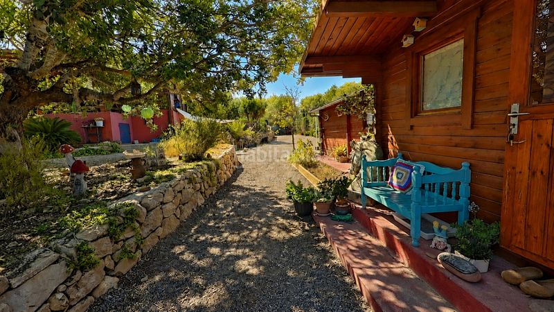 Foto f5473441-de5b-4a98-ba36-c22e863cf579. Chalet  en Vilamarxant