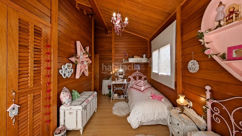 Foto f8d7c226-500f-4562-ba48-12e3f8d8bc6a. Chalet  en Vilamarxant