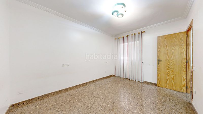 Foto 1f4c9197-5728-4a3a-97fb-7ae3ecc5bb78. Pis a Almussafes