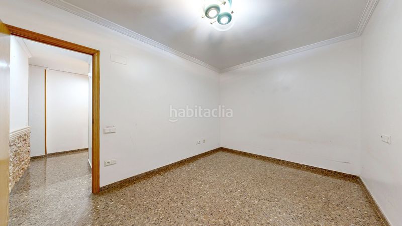 Foto 82ed346a-2e85-4e62-b225-246947c7bbd7. Pis a Almussafes